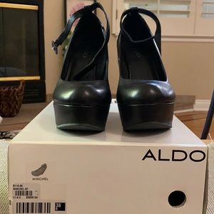 Brand New black Aldo Heels